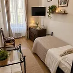 La Petite Maison 4*
