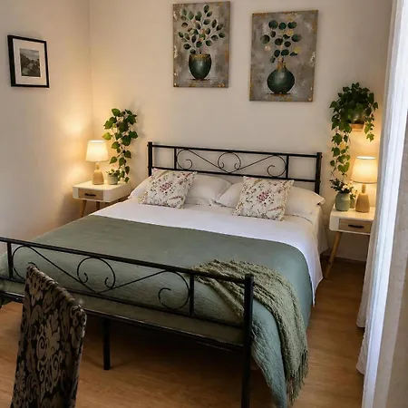 La Petite Maison Alojamento de Acomodação e Pequeno-almoço 4*