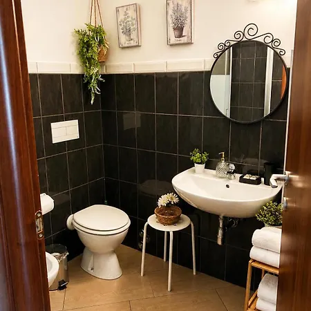 ベッド・アンド・ブレックファスト La Petite Maison