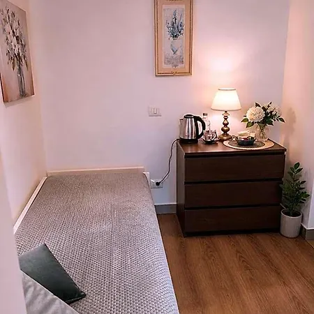 לינה וארוחת בוקר La Petite Maison פירנצה