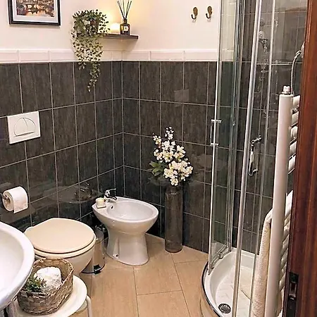 La Petite Maison לינה וארוחת בוקר 4*