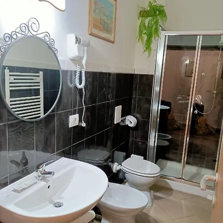 La Petite Maison 3* Флоренция