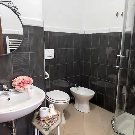 La Petite Maison Nocleg ze śniadaniem 3*