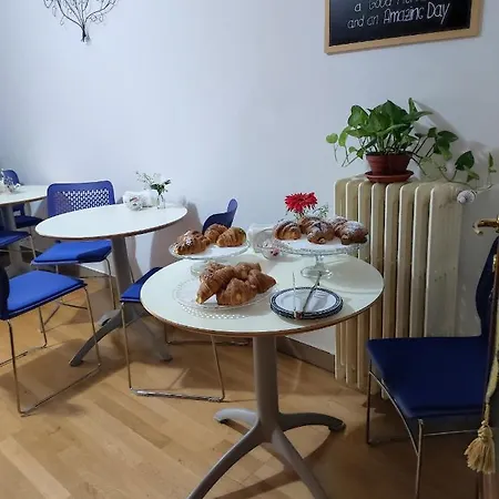 Nocleg ze śniadaniem La Petite Maison Florencja